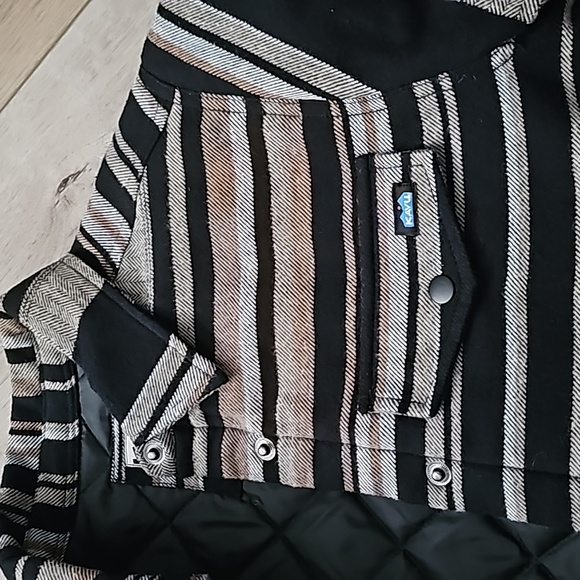 New Camper Jacket - Picture 3 of 7